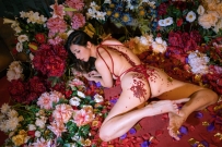 云溪溪 – NO.100 奶桃 繁花[130P-3V-1.91G]